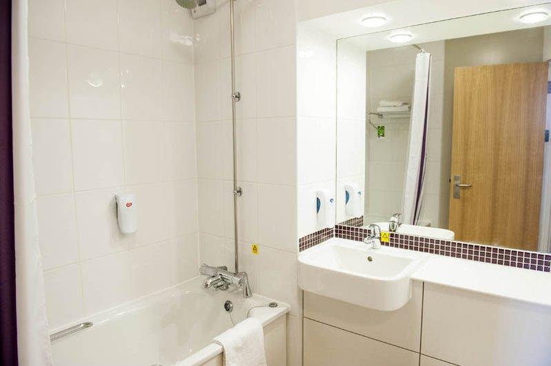 Premier Inn Haydock Park/M6 J23 Warrington Eksteriør bilde